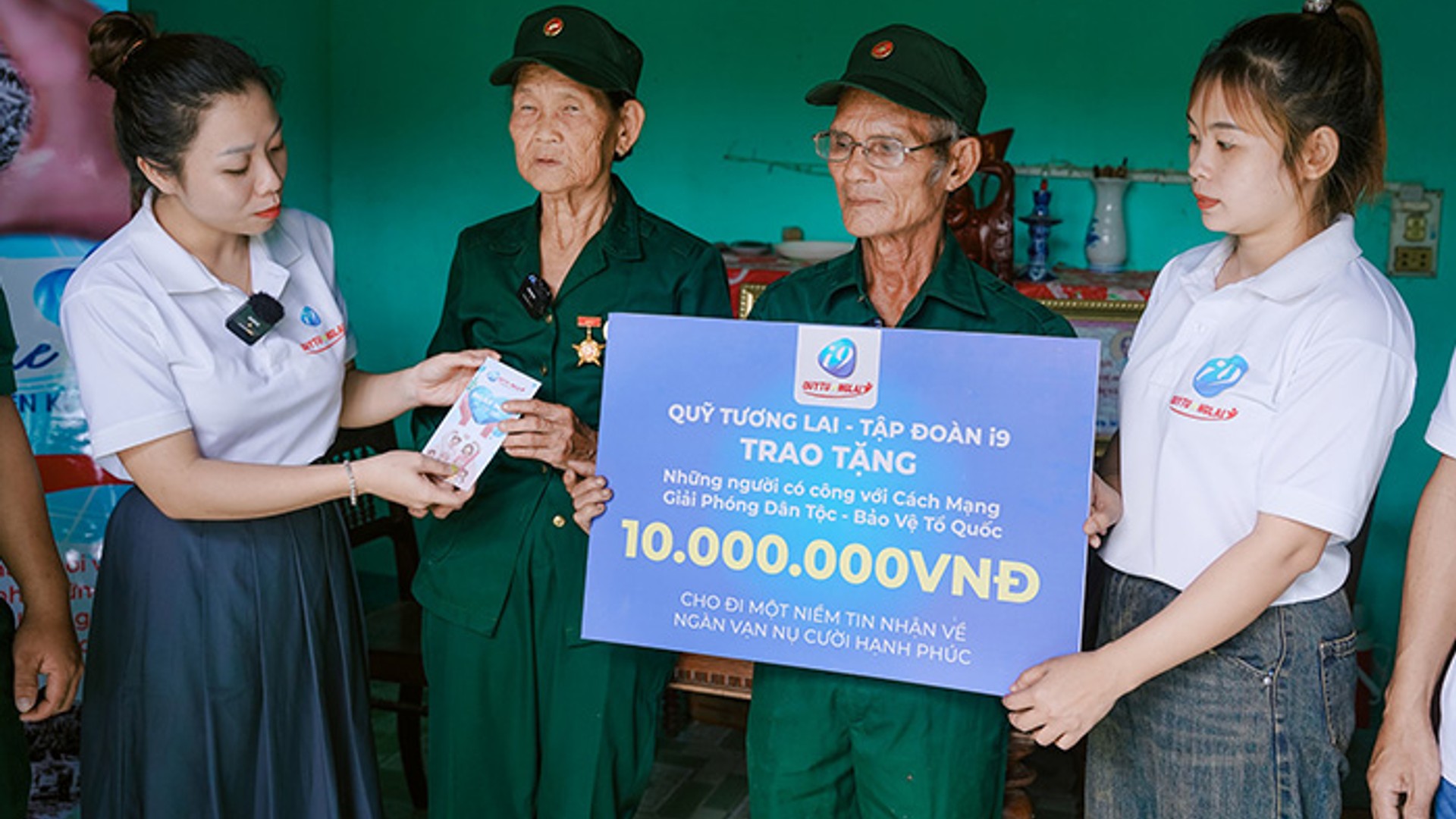 Hình ảnh đại diện cho phần câu hỏi thường gặp của F88bet, với biểu tượng hỏi đáp và giao diện chuyên nghiệp